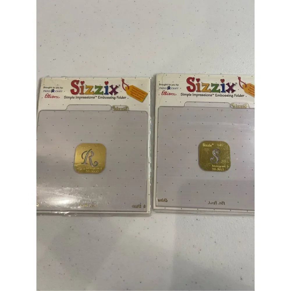 Sizzix bundle lot tags, frame, music notes, tree, leaves and more